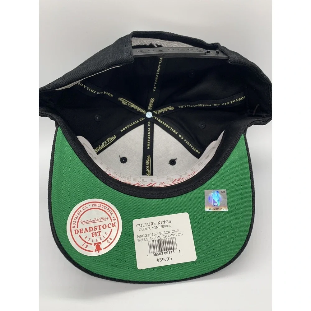 Chicago Bulls Three Time 1993 Champions Mitchell & Ness Hat Snapback Cap Jordan‎